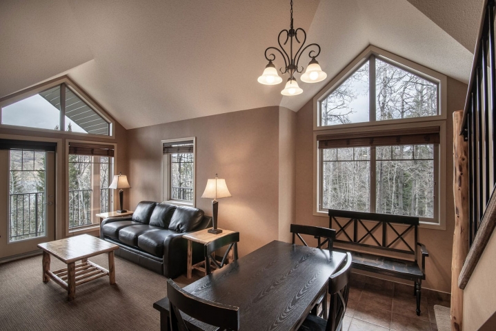 Elkwater-Alpine-Springs-Condominiums-Five-Hundred-Building-Three-Bedroom-04